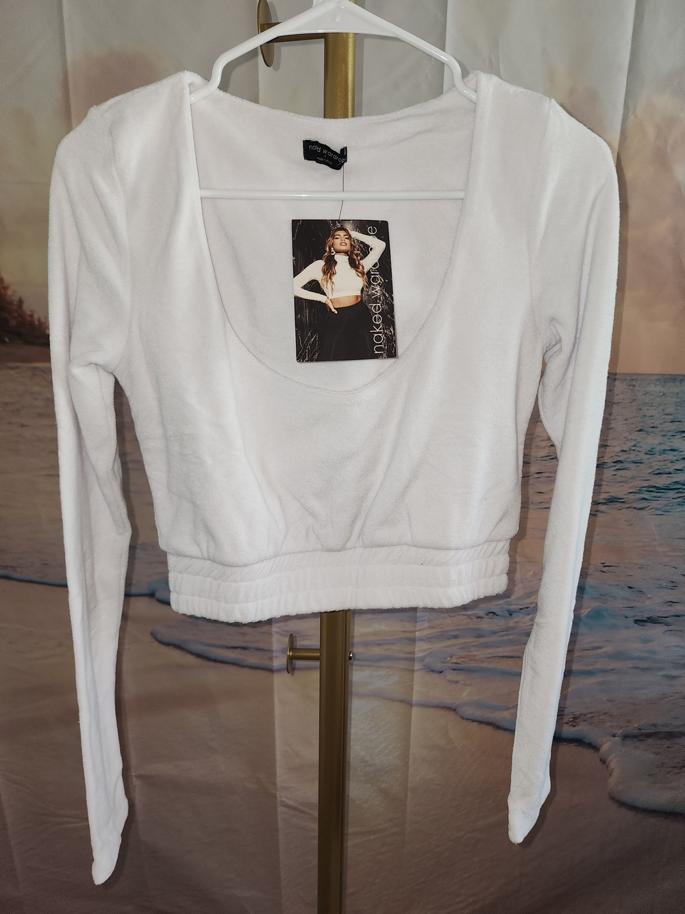 naked wardrobe White Long-Sleeve Scoop Neck Cropped Top